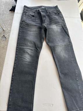 INC International Concepts Men's Grey Faded Slim Fit Jeans 34W x 32L